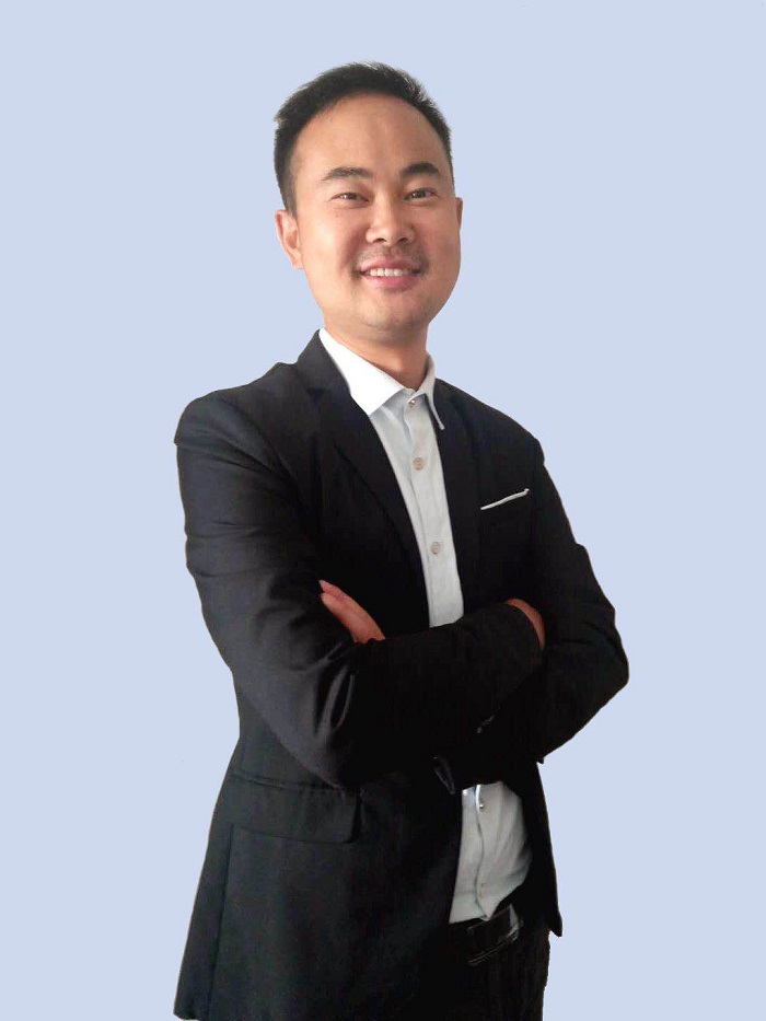 銷(xiāo)售一李龍陳.jpg